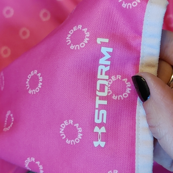 Under Armour Hoodie - Picture 3 of 6